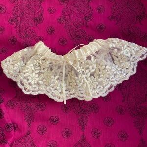 VINTAGE BRIDAL LACE GARTER